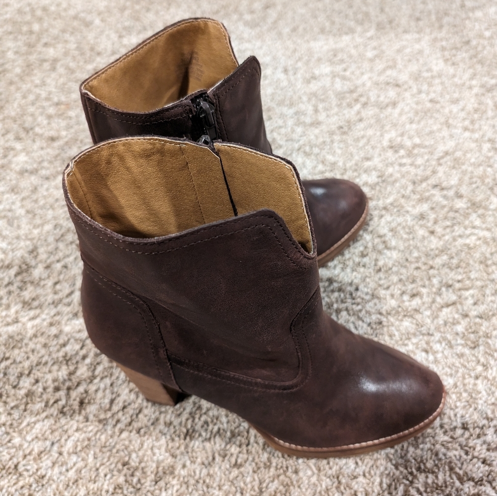 Leather booties - Picture 11 of 12